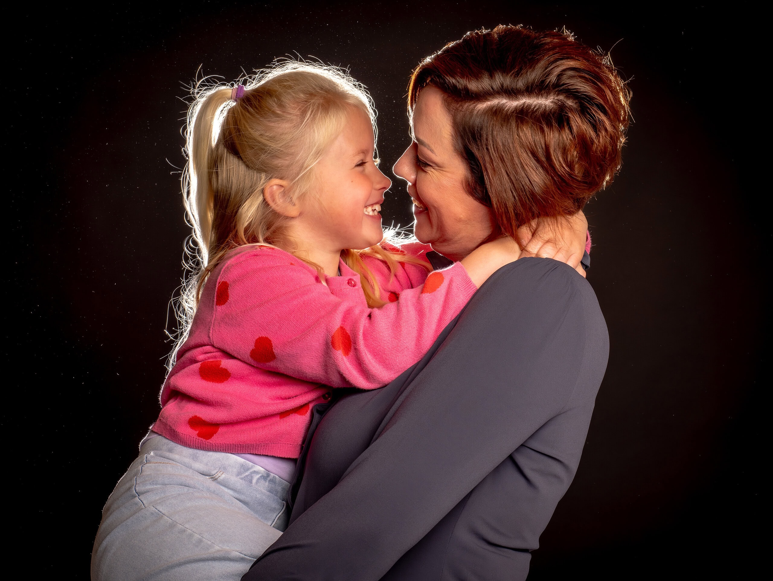 kinderfotografie kinderfotograaf kinderfotograaf nijmegen kindfotografie nijmegen kinderportret kinderportretfotografie portret kind portret kinderen spontane kinderfotografie kleurrijke kinderfotografie professionele kinderfotografie kind fotoshoot fotoshoot kinderen fotoshoot kind kinder fotoshoot kinderen fotografie kinderreportage kinderreportage fotograaf schoolfotografie schoolfotograaf schoolfoto’s klassenfoto kinderfotograaf gelderland kind portretfotograaf gezin en kinderen fotografie familie en kinderen fotografie kinderfoto’s natuurlijke kinderfotografie creatieve kinderfotografie vrolijke kinderfoto’s speelse kinderfotografie echte momenten kinderen fotografie ongedwongen kinderfotografie buiten fotoshoot kinderen studio kinderfotografie fotostudio nijmegen kinderfotografie nijmegen familie fotoshoot kinderen shoot kind met ouders kind met gezin kinderimago fotografie kinderbranding fotografie kindercontent fotografie